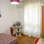 Rent 6 bedroom apartment in Barcelona