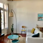 Appartement de 710 m² avec 3 chambre(s) en location à Marseille