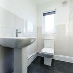 Rent 6 bedroom house in Leeds