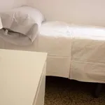 Rent a room in Valencia