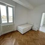 Rent 3 bedroom apartment of 71 m² in Milan