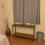 Rent 2 bedroom apartment in East Palo Alto