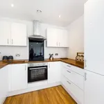 Rent 2 bedroom flat in Salford