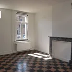 Maison de 613 m² avec 4 chambre(s) en location à Lens Lombise