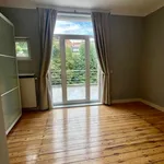 Rent 4 bedroom house in Ixelles