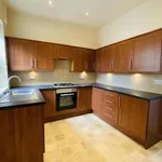 Rent 2 bedroom house in Wakefield