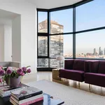 Rent 3 bedroom apartment of 279 m² in New York City