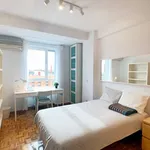 Rent a room of 90 m² in madrid