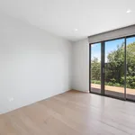 Rent 4 bedroom house in Kew