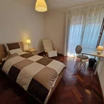 Rent 5 bedroom apartment in Porto