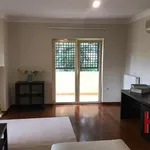 Rent 3 bedroom apartment of 160 m² in Glyfada