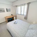 Rent a room of 170 m² in valencia