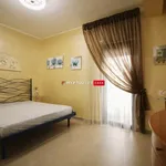 Rent 4 bedroom apartment of 85 m² in Taranto