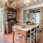 Rent 3 bedroom apartment of 160 m² in Lucca