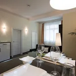 Rent 2 bedroom apartment of 44 m² in Stuttgart