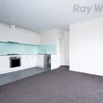 Rent 2 bedroom apartment in Croydon