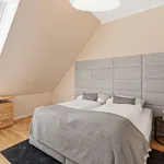 Miete 2 Schlafzimmer wohnung von 1076 m² in vienna