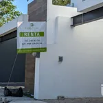 Rent 3 bedroom house of 199 m² in Mérida