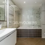 Rent 5 bedroom apartment of 100 m² in Capital City of Prague