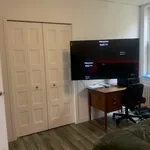 Rent 4 bedroom apartment in Sherbrooke