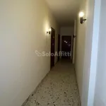 Affitto 7 camera appartamento di 150 m² in Frosinone