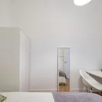 Rent 12 bedroom apartment in Lisbon