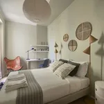 Rent a room in lisbon