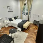 Rent a room of 163 m² in madrid