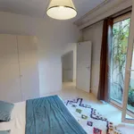  maison avec 8 chambre(s) en location à Levallois-Perret