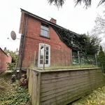 Rent 3 bedroom flat in Derbyshire Dales