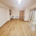 Rent 2 bedroom apartment of 59 m² in Prague