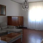 Rent 4 bedroom house of 180 m² in Bari