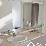 Appartement de 131 m² avec 5 chambre(s) en location à Antibes