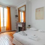 Appartement de 1884 m² avec 5 chambre(s) en location à Paris