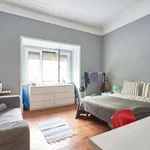 Rent a room in lisbon