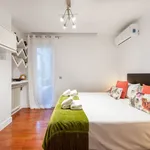 Rent 4 bedroom apartment of 119 m² in Madrid