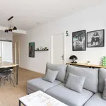 Rent a room of 80 m² in valencia