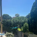 Rent 4 bedroom apartment of 90 m² in Genoa