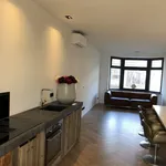 Huur 3 slaapkamer appartement van 105 m² in Villapark