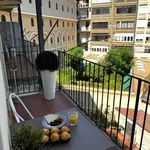 Alquilo 2 dormitorio apartamento de 700 m² en Barcelona