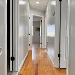 Rent 3 bedroom apartment in Queens