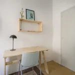 Rent 3 bedroom apartment of 15 m² in Barcelona