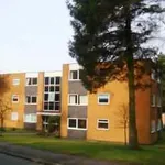 Rent 2 bedroom apartment in West Midlands