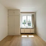 Maison de 2519 m² avec 6 chambre(s) en location à Waterloo