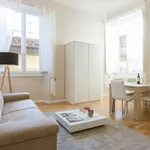 Rent 1 bedroom apartment of 69 m² in Florence