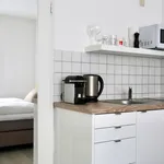 Rent 1 bedroom apartment of 26 m² in Cologne