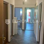 Najam 16 spavaće sobe kuća od 450 m² u Zagreb