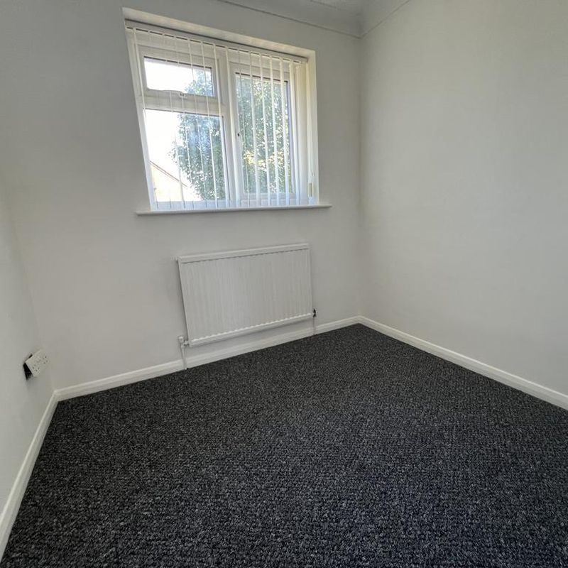 Ipswich IP3 3 bed semi-detached house to rent - £1,300 pcm (£300 pw) Gainsborough