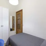 Rent a room of 95 m² in madrid