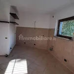 Rent 3 bedroom apartment of 90 m² in Varese